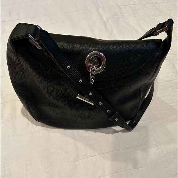 Botkier Waverly Black leather shoulder bag EUC shimmery inside silver toggle - Picture 4 of 15